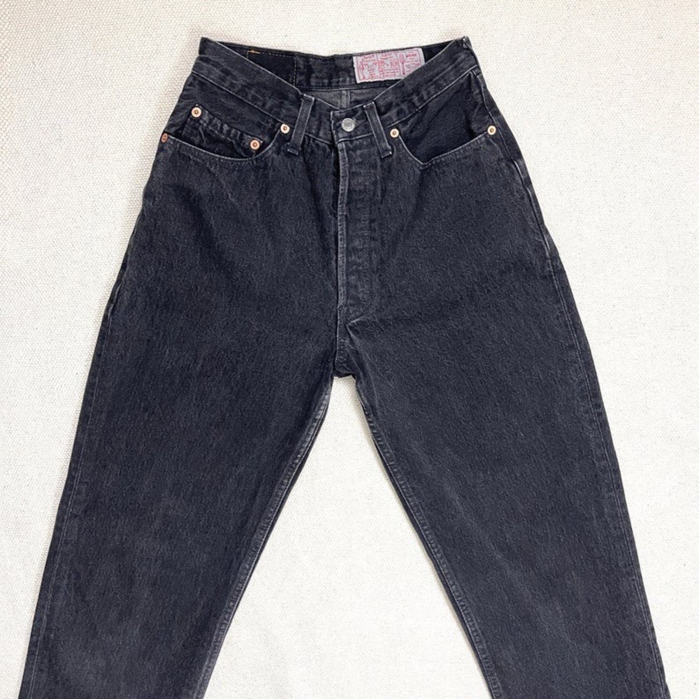 Vintage 901 Levi’s in Black size 24/25